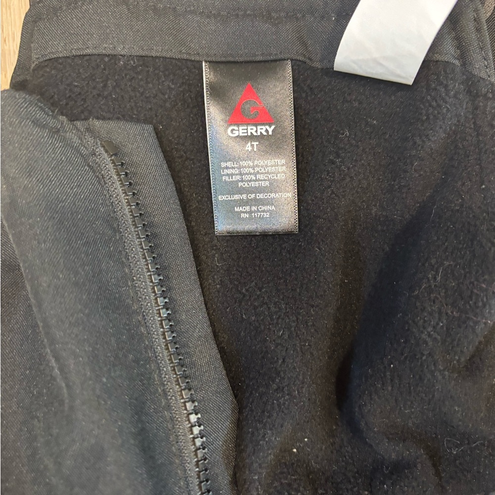 Size 4t snow suit
